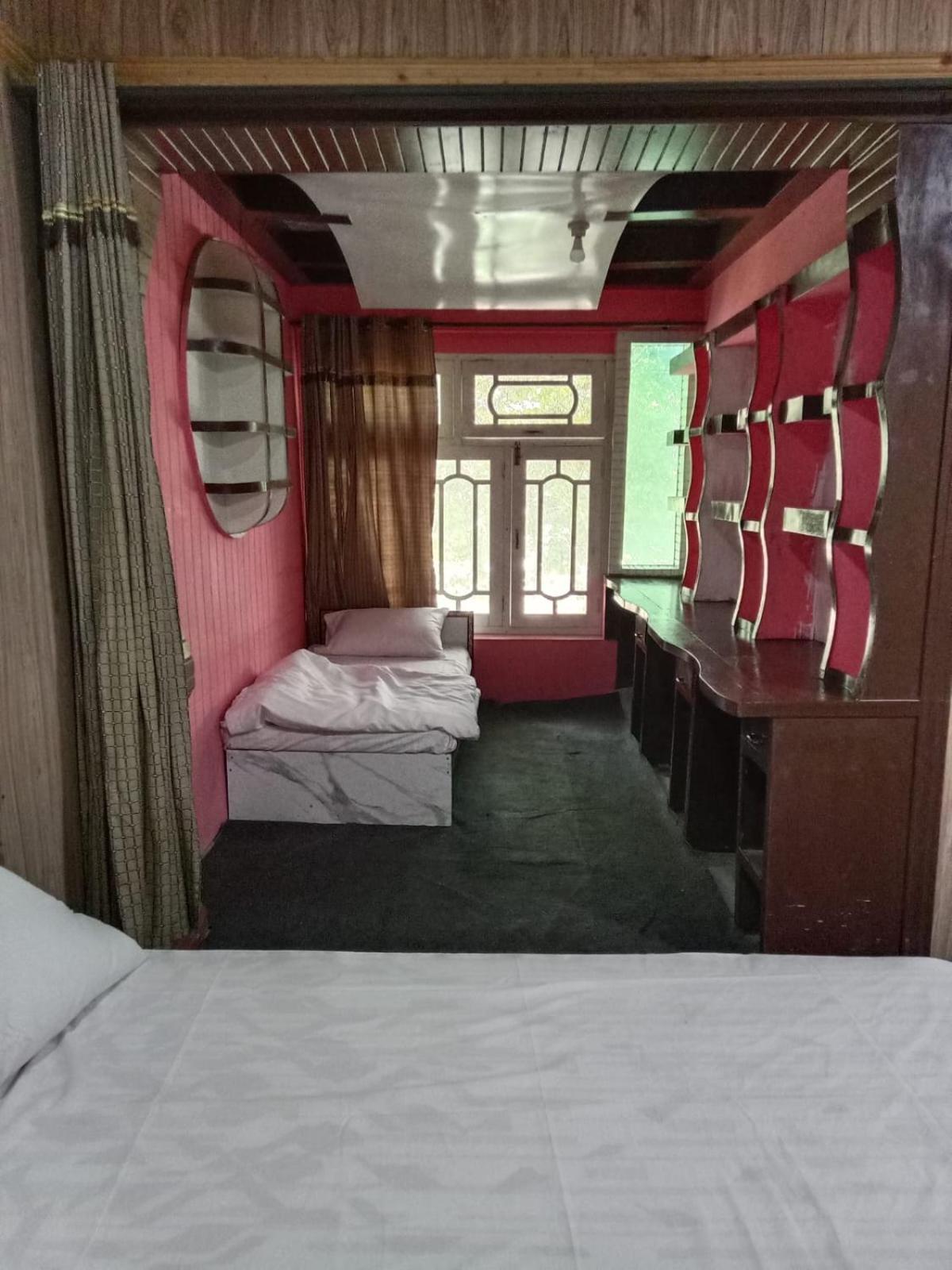 Golden Ibex Resort スカルドゥ エクステリア 写真